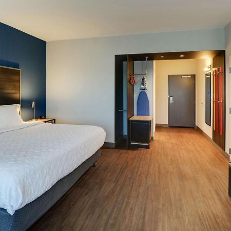 Tru By Hilton Leland Wilmington Hotel Bagian luar foto
