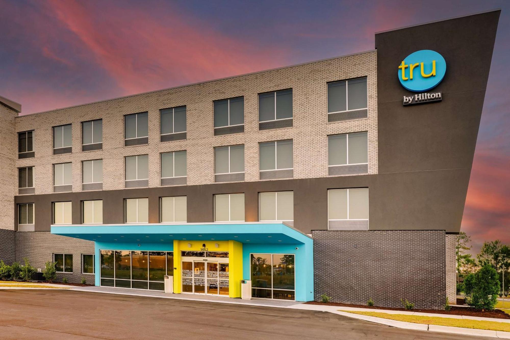 Tru By Hilton Leland Wilmington Hotel Bagian luar foto