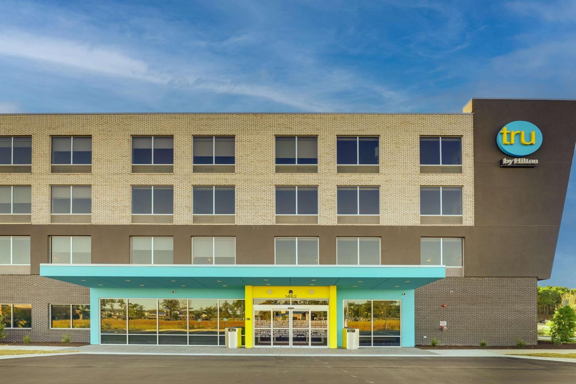 Tru By Hilton Leland Wilmington Hotel Bagian luar foto