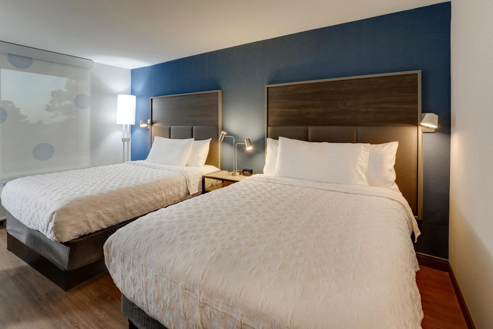 Tru By Hilton Leland Wilmington Hotel Bagian luar foto