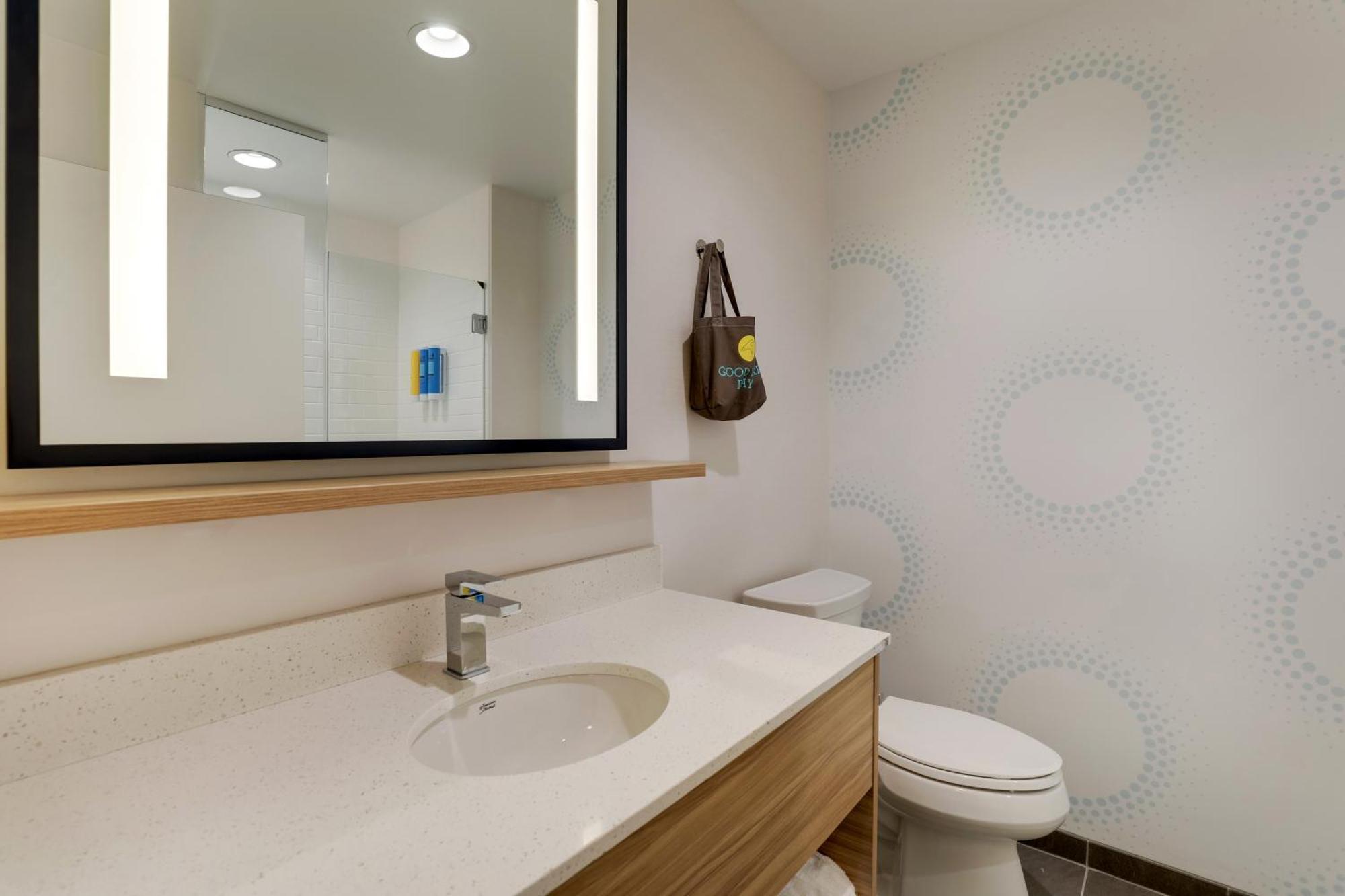 Tru By Hilton Leland Wilmington Hotel Bagian luar foto
